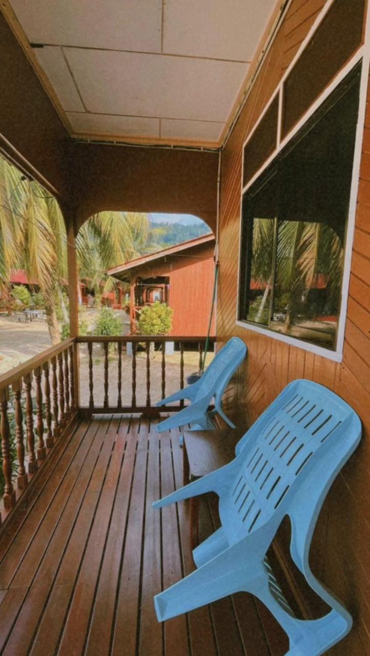 Salang Sayang Resort , Pulau Tioman Kampong Ayer Batang Экстерьер фото